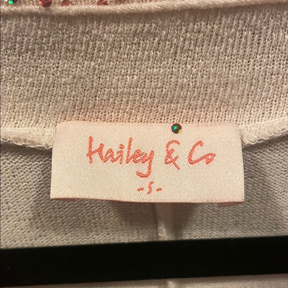 White V-Neck Long Sleeve Embellished Blouse - Picture 2 of 3